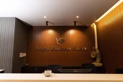 Image de Deluxe Apartment #3 at Regal Business Suites\n