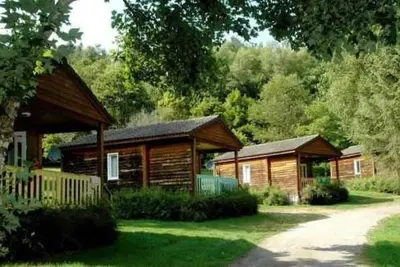 Image de Camping 3 étoiles - Piscine - eehihh