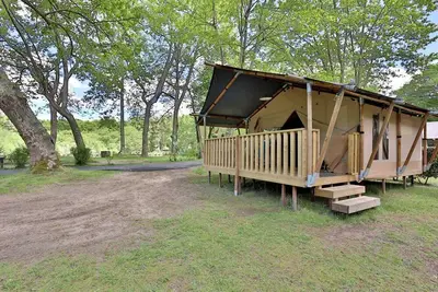 Image de Camping 3 étoiles - Piscine - efaahd