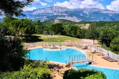 Image de Chalet 4 étoiles - Parc aquatique - efahf0