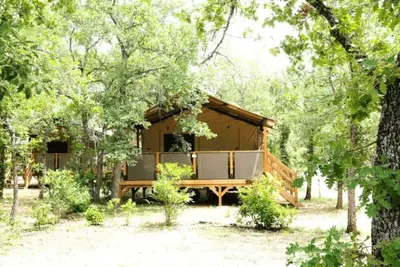 Image de Camping 3 étoiles - Piscine - efahfb