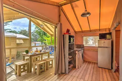 Image de Cabane 4 étoiles - Piscine - efbdec