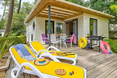 Image de Chalet 4 étoiles - Piscine - efbdfd