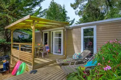 Image de Camping 4 étoiles - Piscine - efbdfc