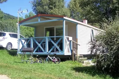 Image de Camping 3 étoiles - Piscine - efc0dg