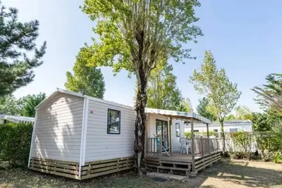 Image de Camping 4 étoiles - Piscine - efcei0