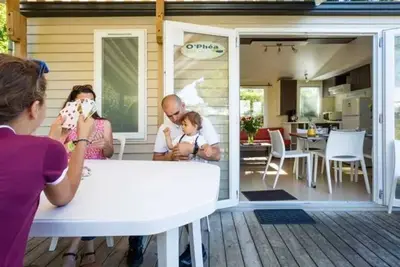 Image de Camping 4 étoiles - Piscine  - efceic