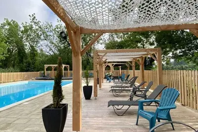 Image de Camping 4 étoiles - Piscine - efd0if