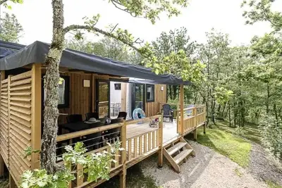Image de Camping 4 étoiles - Piscine - efdbdg