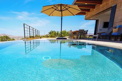 Image de Villa Golden View- Spectacular Ocean View