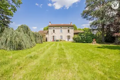 Image de la Charmille - Aze - Gîte