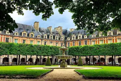 Image de 550sqm Residence-The Perfect Paris Getaway With Pvt Terrace, Home Cinema &Hammam