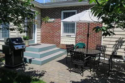 Image de Cape May Peaches, Fully renovated Village Green quad that offers a bright beach atmosphere