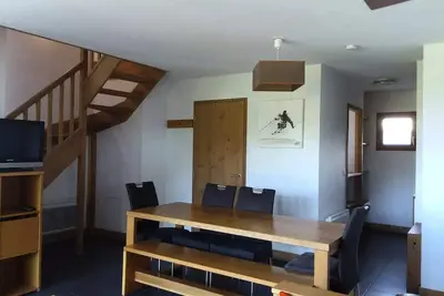 Image de Appartement 3 pièces  8 personnes à Arc 1600 à côté des pistes et des commerces, avec accès gratuit à la piscine et au sauna de