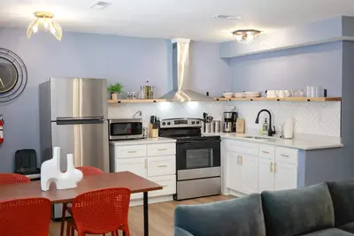 Image de Sojourn's Harborage Jellyfish Suite Near Beach