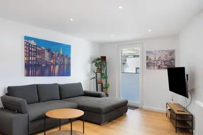 Image de Appartement 'Neue Wohnung In Zentraler Lage' avec balcon et Wi-Fi