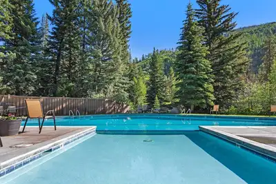 Image de Our 3br is Summer Ready! Soak in the Pool, Explore Nature or World Class Offerings of Vail