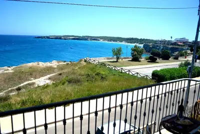 Maison de vacances Nyota avec balcon vue mer pour 4 personnes à Torre dell'Orso
