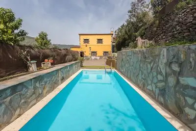 Image de Vivelorural Casa Besan, piscina y naturaleza