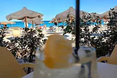 Image de Appartament front of beach