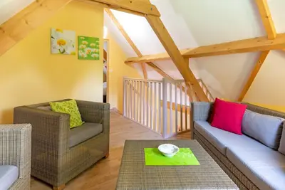 Image de Maison Ă Lacapelle avec Piscine et Tennis