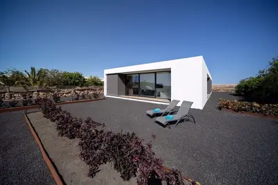 Image de Lajares Luxury Villa Minimalista con Estudio y Vistas Panorámicas a los Volcanes