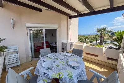 Image de T2 avec terrasse à Saint Cyprien - Plage, Piscine et Parking