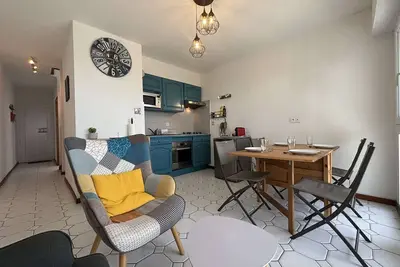 Image de Appartement rénové face mer et forêt, 4 couchages, Saint-Trojan-les-Bains