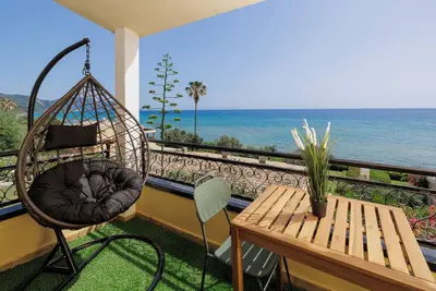 Image de Coastal Bliss Apartments