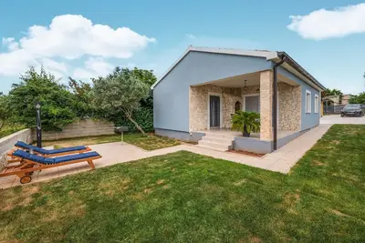 Image de Belle maison de 2 chambres à Fazana