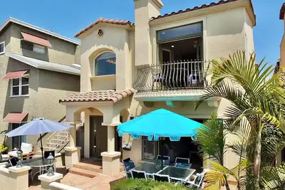 Image de Beauty by the Beach – Stunning 3 Bdr for 8, Walk to Beach and 2nd Street!