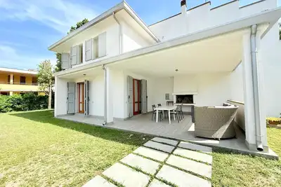 Image de Maison de vacances Lido delle Nazioni pour 1 - 6 personnes avec 2 chambres Ă coucher - Maison mitoye