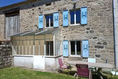 Image de Charmante ferme de village restaurée proche du lac de Naussac et de l'Allier