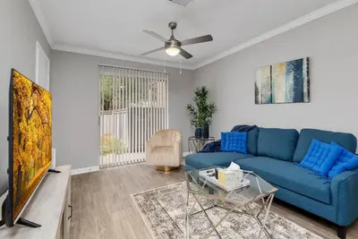 Image de Cozy King Bed in Spring 5 mins from the Woodlands!