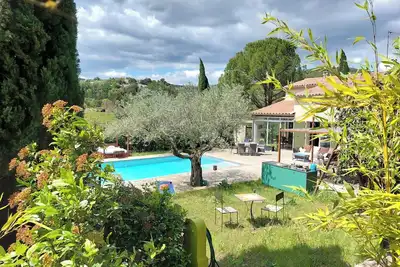 Image de Ardeche Oasis maison entre oliviers et vignes dans un parc naturel protégé