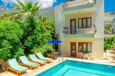 3 Bedroom 3 Bathroom Kalkan in the center Arykanoos\n