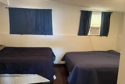 Image de Lakefront cozy home! ! Perfect for families or large friend groups! !