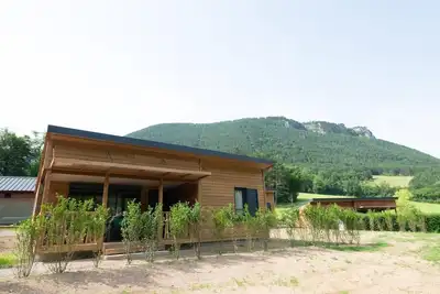 Image de Chalet 4/6 personnes - Camping Les Berges du Bramont