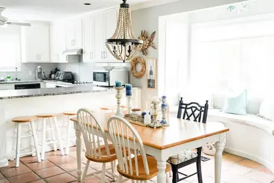 Image de Fall Special | Close to beach and restaurants!