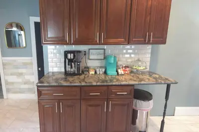 Image de Cozy family friendly home with private