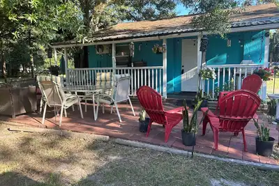Image de Tiny cottage in the countryside. if relaxing is your goal then you found it