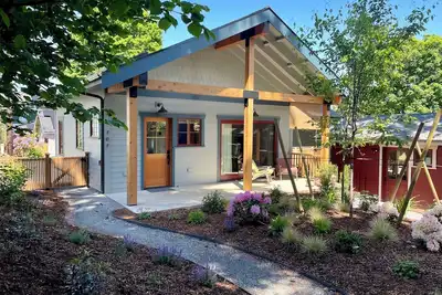 Image de New! Gem in the Heart of Bellingham - Walk to Wwu, Downtown and Waterfront