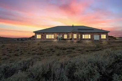 Image de Choice accommodation located in the \"Infamous Wind River Mountains\" of Wyoming