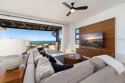 Image de Private Rooftop | Ocean Views, Fire Pit & Beach