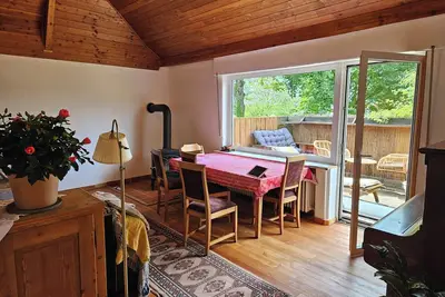 Image de Charming and family-friendly apartment in the countryside. Terrace, garden Playground