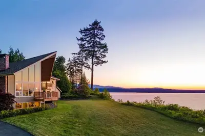 Image de Bald Eagle Bay\n\n