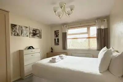 Image de Spacious House nr Cambridge with Parking & Garden