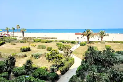 Image de Canet-en-Roussillon : T3 6 pers accès plage, parking, terrasse