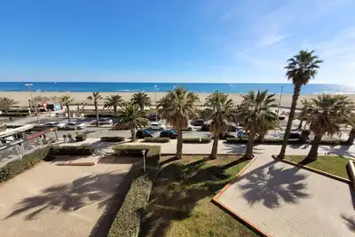 Image de T2 cosy avec terrasse vue mer, 4 pers, calme