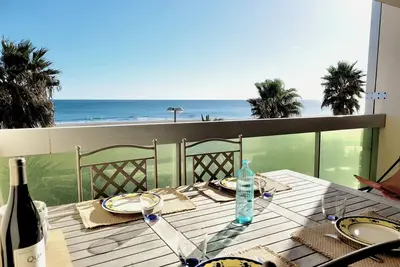Image de Canet-en-Roussillon: T2 moderne avec terrasse, parking privé et ascenseur pour 4 pers